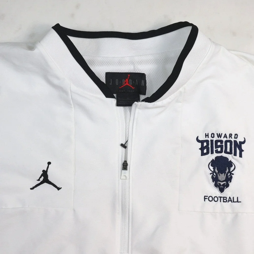 Jordan howard bison
